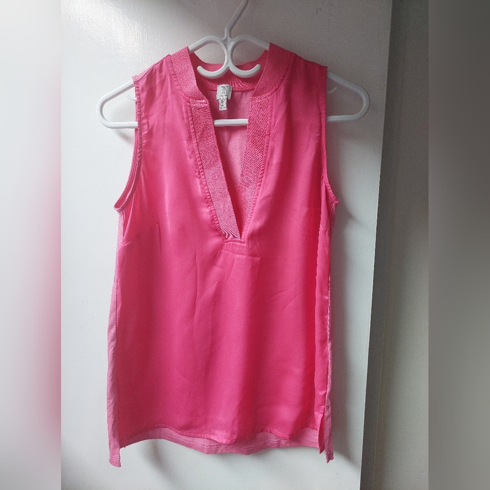 Tristan Vibrant Pink Sleeveless Blouse. Brand New No Tag.